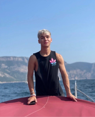 мальчик по вызову для секса питер