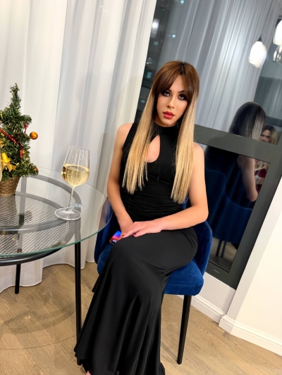 Транссексуалка Аделина