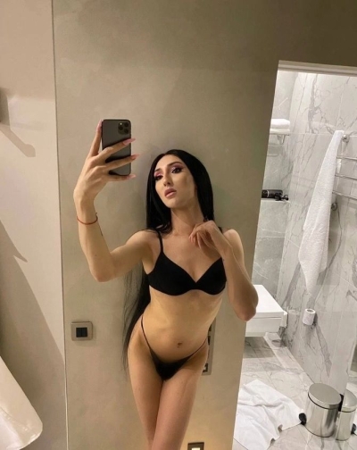 Транссексуалка Марьяна